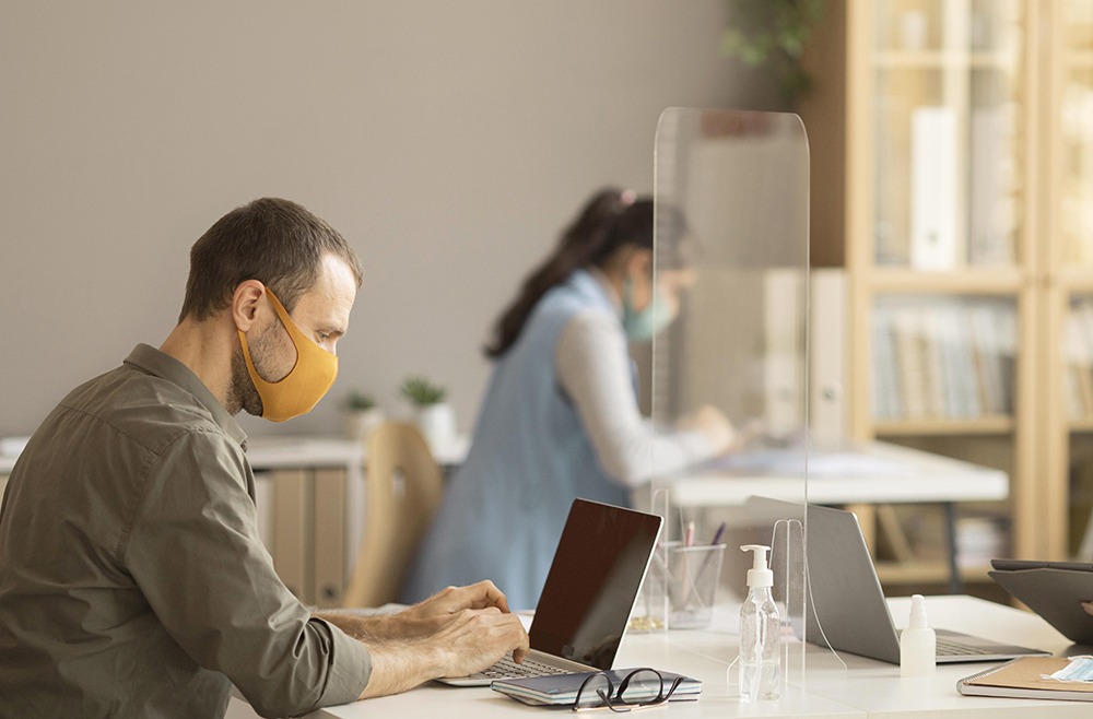 Comment se protéger du Covid-19 sur son lieu de travail ?